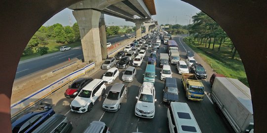 Kenaikan Tarif Tol Jakarta-Bandung Diminta Hanya Untuk Kendaraan Pribadi