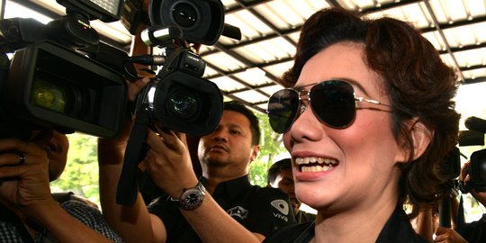 Reza Artamevia Ditangkap Polisi di Rumahnya dengan Barang Bukti Sabu
