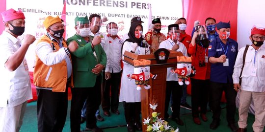 Daftar di KPU Banyuwangi, Ipuk Fiestiandani & Sugirah Beber Fokus Buka Lapangan Kerja