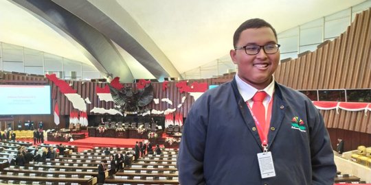 Alami Low Vision Sejak Lahir, Pemuda Disabilitas Ini Sukses Masuk UGM