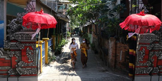 Mengunjungi Kampung Bali di Bekasi