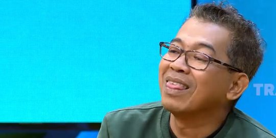 7 Potret Rumah Pelawak Jarwo Kwat Narji Terkejut Ada Ukiran Inisial Nama Di Pintu Merdeka Com