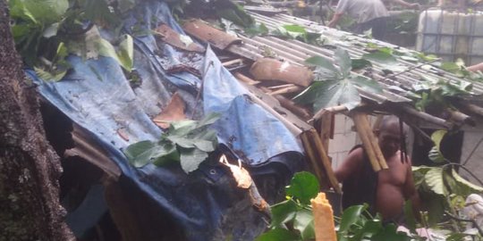 Puting Beliung Rusak 6 Rumah di Jayanti Tangerang