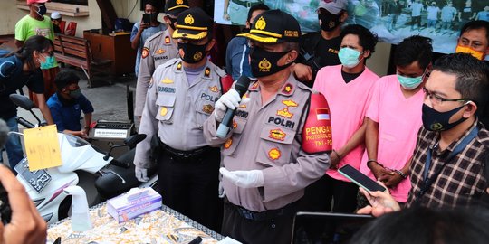 Rampok Modus Transaksi COD Kuras Harta Benda Dua Pemuda Ini