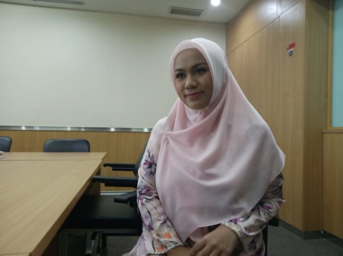 anggota fraksi pan dprd dki jakarta zita anjani