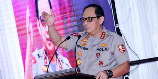 Tinjau Stasiun Tanah Abang, Wakapolri Masih Temukan Penumpang Tak Bermasker