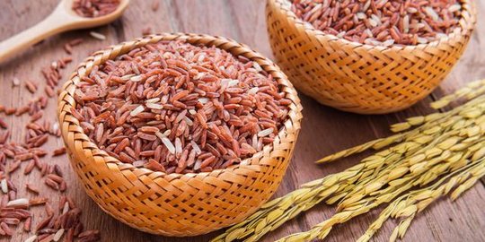 7 Resep Olahan Nasi Merah, Rekomendasi Menu untuk Diet Sehat