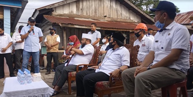 wali kota bengkulu helmi hasan launching hd bahagia di rumah korban kebakaran