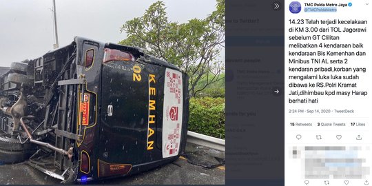 Tabrakan Beruntun di Tol Jagorawi Akibat Bus Kemhan Oleng Tabrak Truk