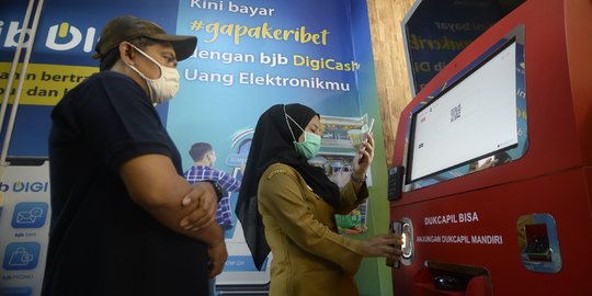 Mudahnya Cetak Dokumen Kependudukan Lewat Mesin ADM