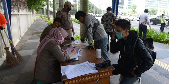 Operasi Yustisi Protokol Covid-19 di Bundaran HI