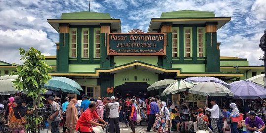 Pedagang Positif Covid-19, Pasar Beringharjo Disemprot Disinfektan Total