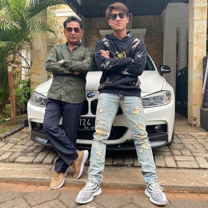 momen kebersamaan rizky billar dan sang ayah