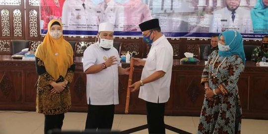 Wujudkan Warga Bahagia, Wali Kota Helmi Hasan Teken MoU dengan Pemkab Empat Lawang