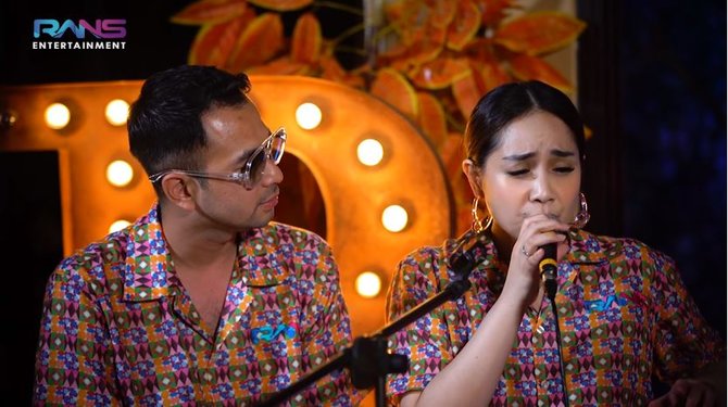 duet bareng ariel suara gigi jadi omongan