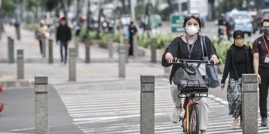 Satgas Covid-19: Warga di Atas 45 Tahun Sebisa Mungkin Jangan Keluar Rumah