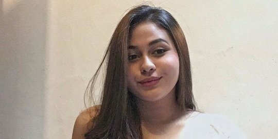 Akui Banyak yang Tak Percaya, Ini Potret Cantik Layla Syafira Anak Pelawak Kadir