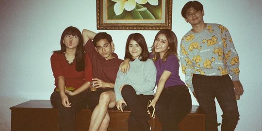 5 Potret Kebersamaan Pemain Sinetron Magic in Love di Lokasi Syuting, Selalu Kompak