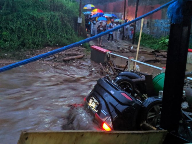 banjir di cicurug sukabumi
