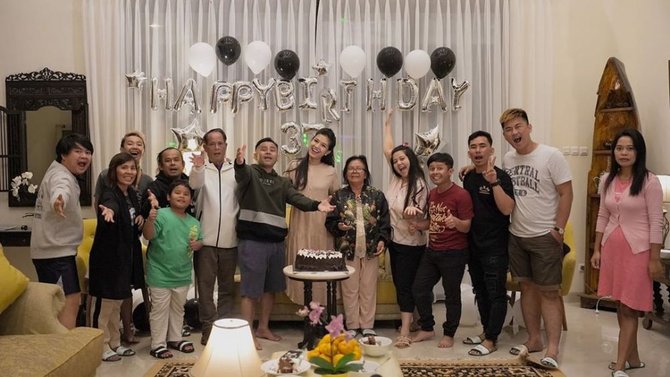 ulang tahun duma riris