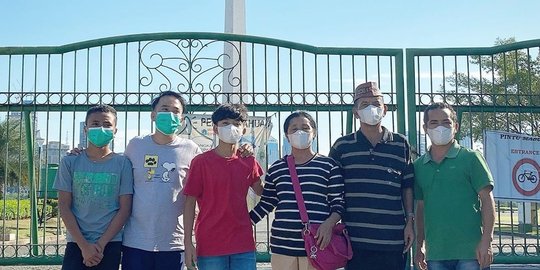5 Momen Kedekatan Betrand Peto dengan Oma Opa dari NTT, Diajak Keliling Jakarta