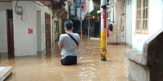 Wagub DKI Minta Warga di 82 Kelurahan Pinggiran Ciliwung Siaga Banjir