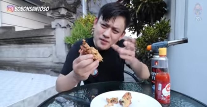 food vlogger ekstrem