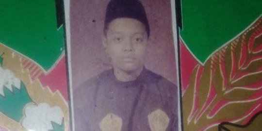 Terpisah 14 Tahun Lebih, Pria Asal Nganjuk Tempuh Cara Ini untuk Cari Kakaknya