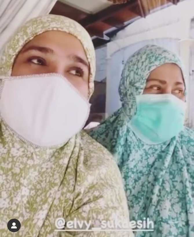 elvy sukaesih