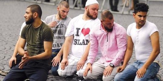 5 Tahun Gugat Hukum, Pengadilan Putuskan Muslim Jerman Boleh Kumandangkan Azan