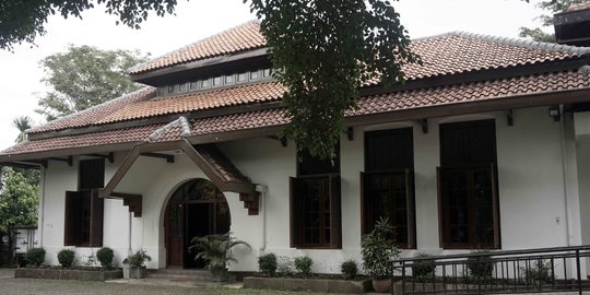 Intip Gedung Indonesia Menggugat, Saksi Bisu Peradilan Soekarno di Bandung