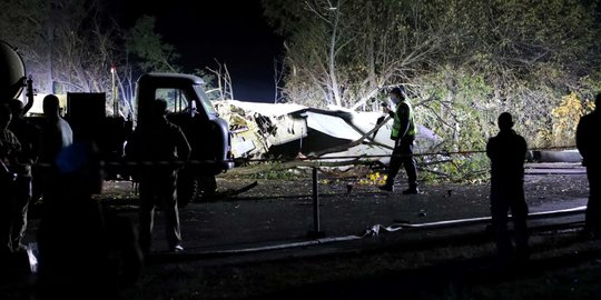 Bawa 28 Penumpang, Pesawat Antonov Militer Ukraina Jatuh Terbakar