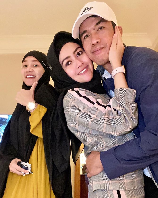 potret suami baru meggy wulandari mantan istri kiwil