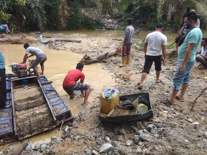 pelajar di kuansing tewas tertimbun tanah