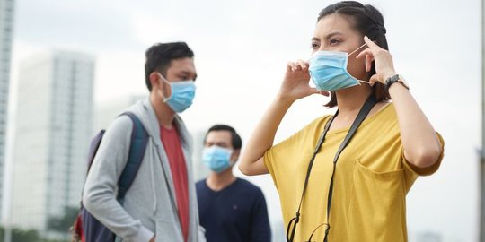 Banting Setir Jual Masker, Pengusaha Kaos Kaki Raup Rp50 Juta Per Bulan