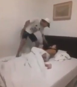 viral wanita kepergok ngamar bareng pria lain