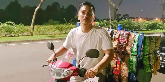 Lama Tak Ada Kabar, Enda 'Ungu' Beralih Profesi Menjadi Tukang Jualan Kopi
