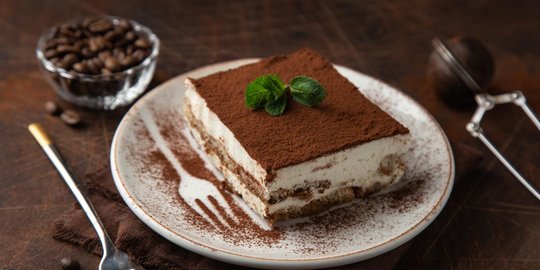 7 Cara Membuat Kue Tiramisu ala Rumahan, dari Tart hingga Cake Kukus