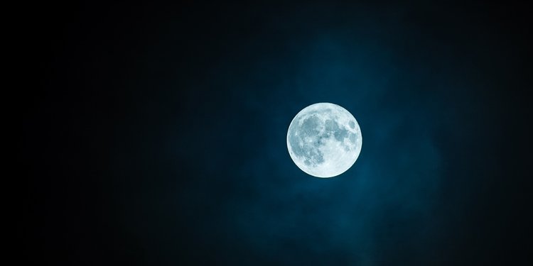 30 Kata Bijak Malam Hari Cocok Sebagai Bahan Renungan Dan Obati Kegelisahan Hati Merdeka Com 30 Kata Bijak Malam Hari Cocok Sebagai Bahan Renungan Dan Obati Kegelisahan Hati Merdeka Com
