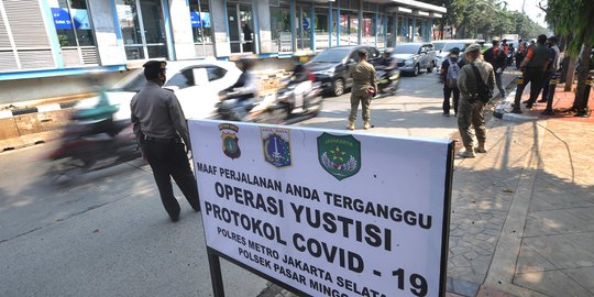 Operasi Yustisi di Jakbar, Polisi Dimintai Narkoba hingga Temukan Granat