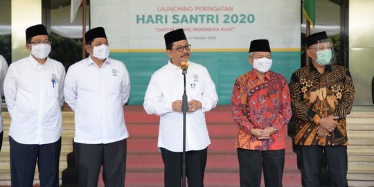 Sambut Peringatan Hari Santri, Wamenag Jelaskan Kontribusi Santri pada Bangsa