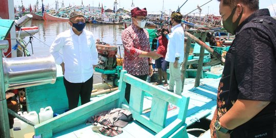 MenkopUKM Ingin Koperasi Nelayan Fokus Bisnis Hulu hingga Hilir