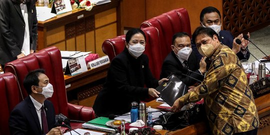 Walhi Nyatakan Mosi Tidak Percaya pada Jokowi dan DPR