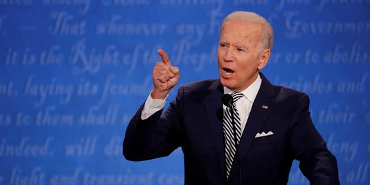 Joe Biden Sebut Trump Bertanggung Jawab karena Menularkan Covid-19