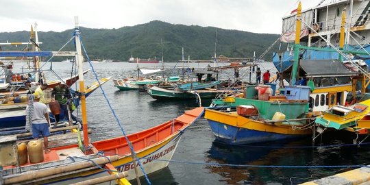 setahun menteri edhy bekerja, kkp telah tangkap 74 kapal pencuri ikan