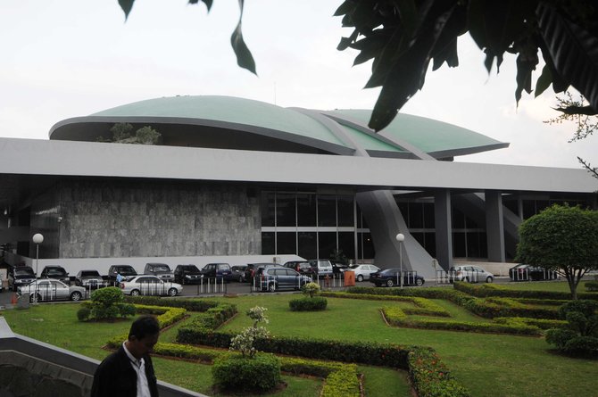 gedung dpr