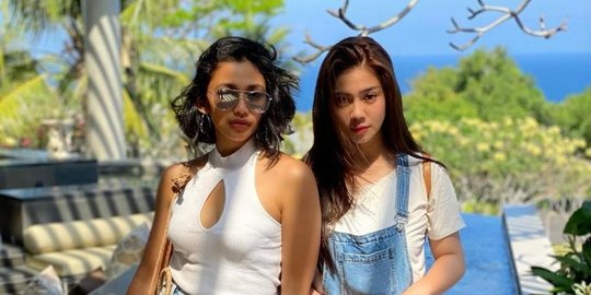 Selalu Kompak, Ini 4 Potret Kebersamaan Felicya Angelista dan Adik Caesar Hito