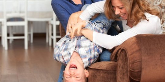 5 Bahaya Menggelitik Anak saat Masih Usia Balita, Waspadai Sejak Dini