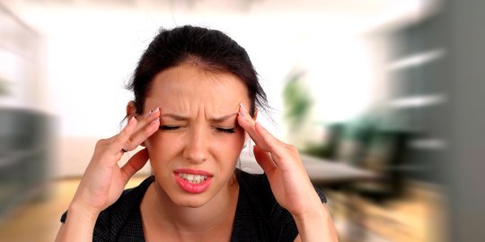 4 Penyebab Sakit Kepala Bagian Belakang Berkepanjangan, Ketahui Jenis dan Gejalanya