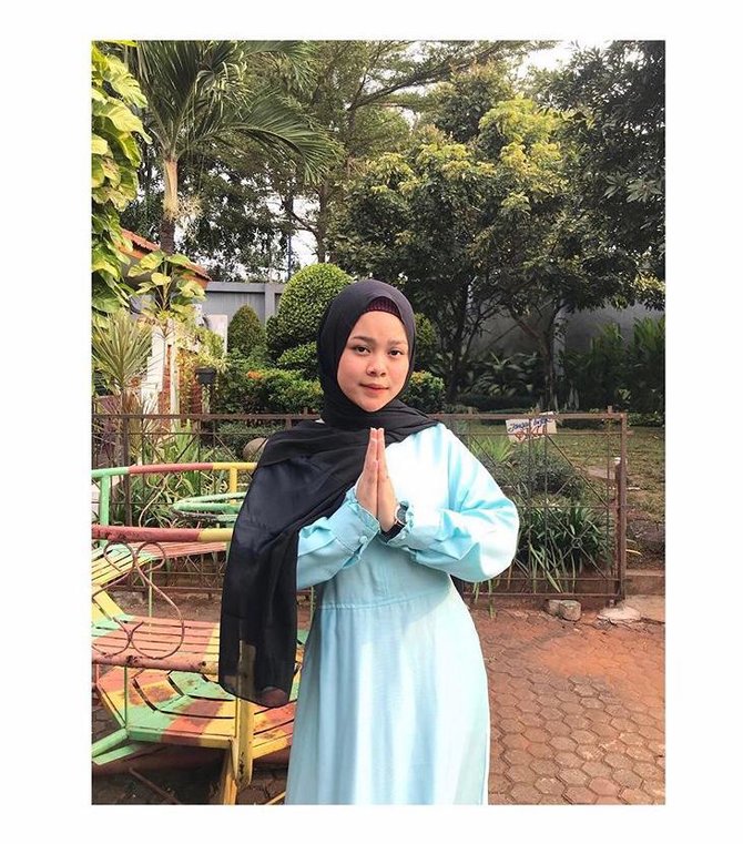 bikin pangling ini pesona meli nuryani lida 2020 saat kenakan hijab
